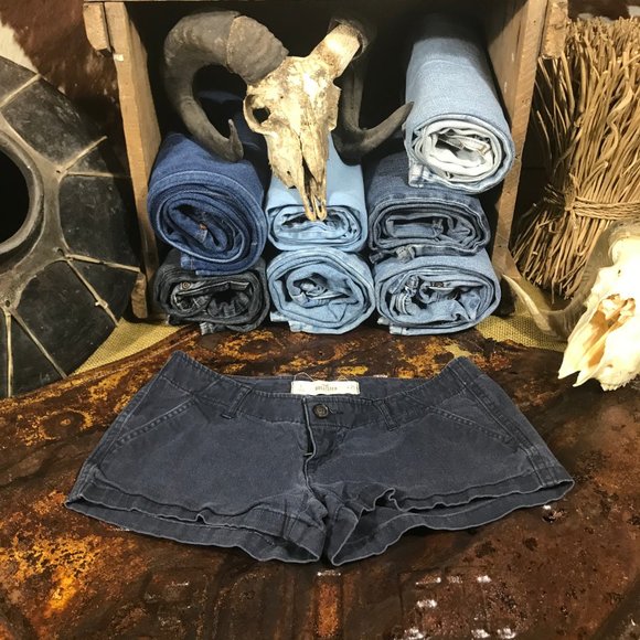 Hollister Pants - Hollister Junior’s Shorts Size 1